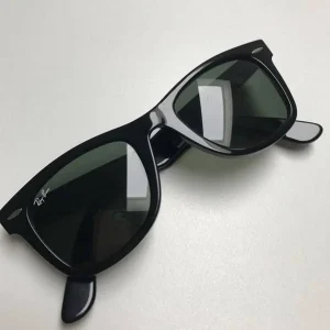 Very Stylish Trendy Look Black Sunglass For Men